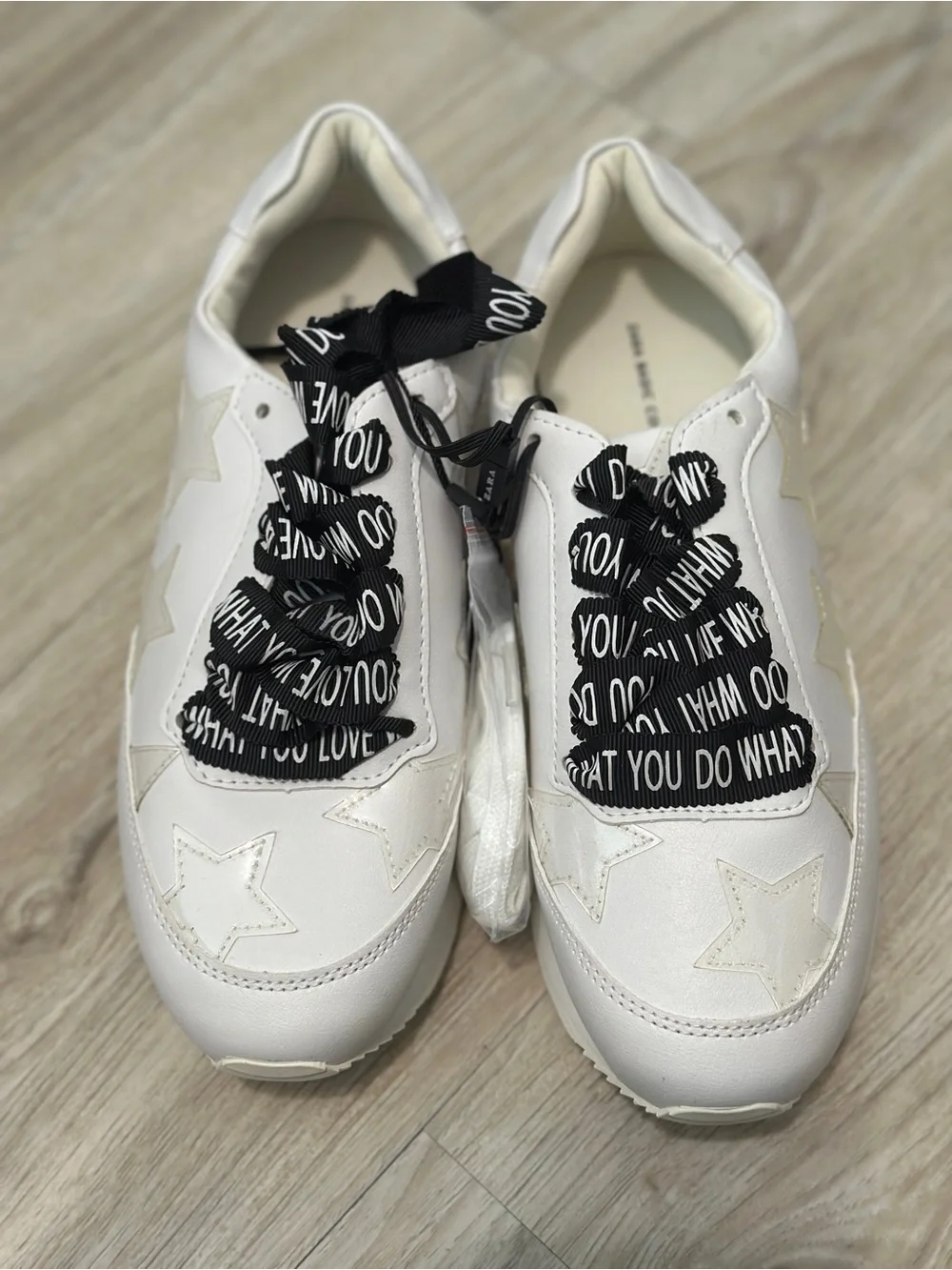 Zara White Star Sneakers Ribbon Lace Sneakers‎ Size 37 NWT